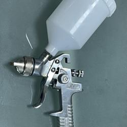 PISTOLET A PEINTURE