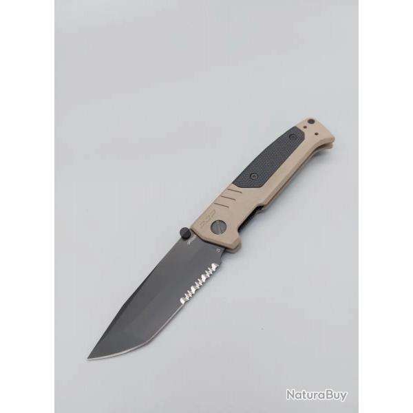 Couteau pliant Walther avec lame dentele et manche confortable