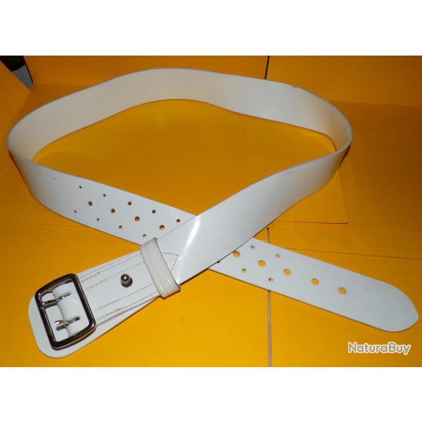 CEINTURON BLANC  DE LA GENDARMERIE NATIONALE , TAILLE 4 LONGUEUR TOTALE DU CEINTURON 125 CM , FABRIC