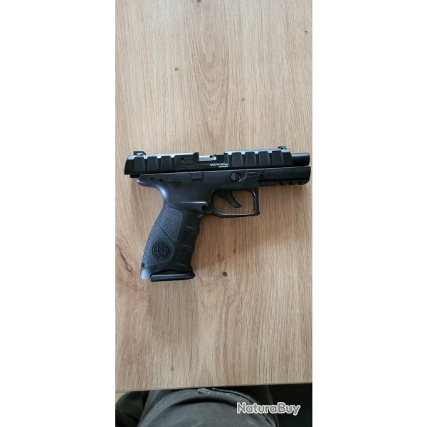 Pistolet Beretta apx co2
