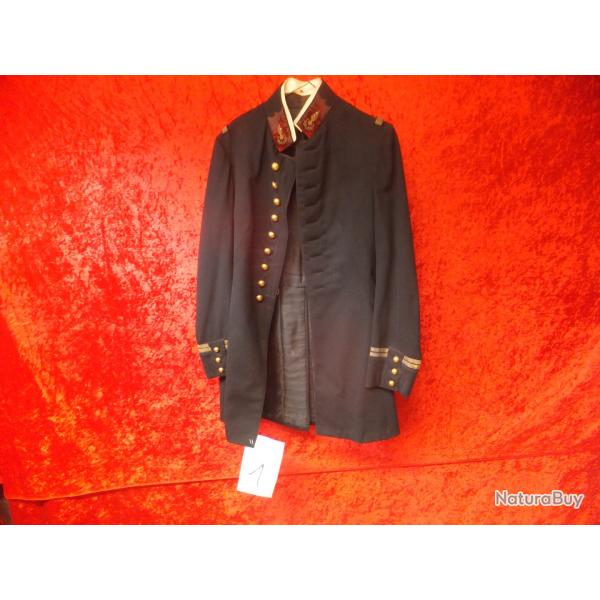 Ancien costume militaire. Veste militaire                                                        (1)