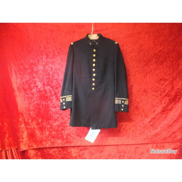 Ancien costume militaire. Veste militaire                                                        (2)