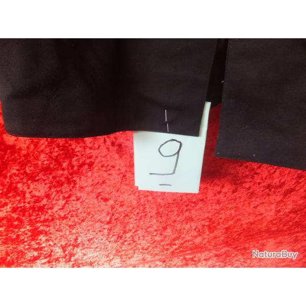 Ancien costume militaire. Veste militaire                                                        (9)
