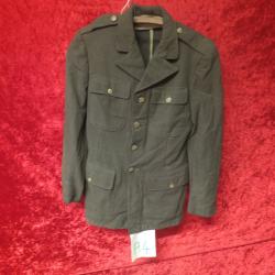 Ancien costume militaire.  Vestes militaire                                              (A4)