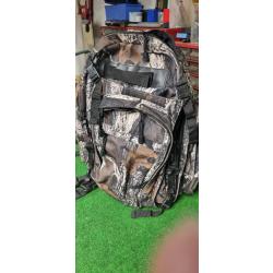 SAC A DOS MULTIPOCHES CAMO 25 LITRES