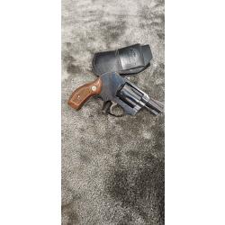 Revolver Smith et Wesson Modèle 49 bodyguard