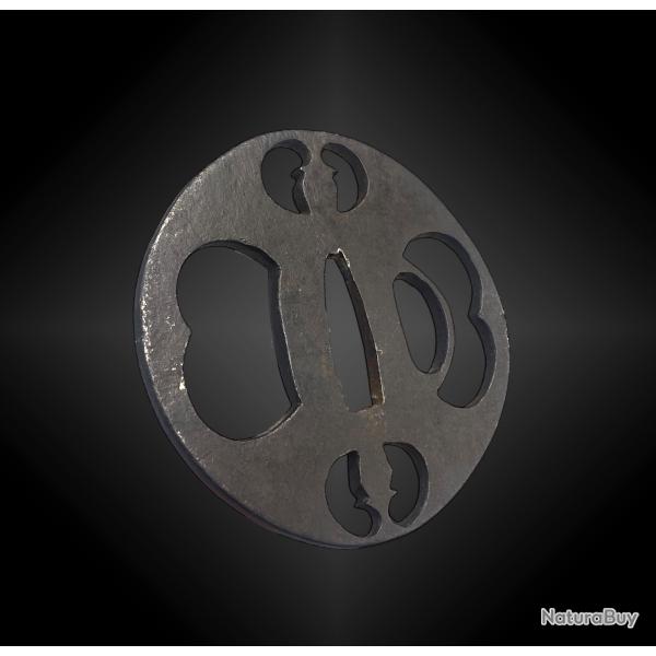 TSUBA NAGAMARU GATA. JAPON - Priode Edo (1606 - 1868)