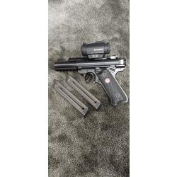Ruger Mark IV 22lr + Aimpont Micro H2