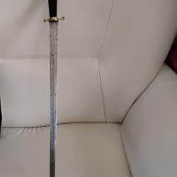 Dague/épée de venerie à manche en ébène mouluré