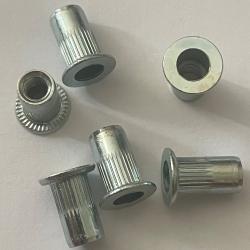 Vis,  insert plaquettes de crosse revolver et pistolet