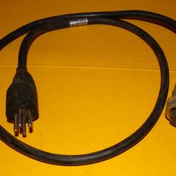 RADIO : CABLE ALIMENTATION DU RECEPTEUR VERS BATTERIE  POUR RADIO AN/GRC9 ,POUR RADIOAMATEUR ,BON ET