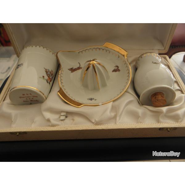 Service porcelaine presse agrumes timbale saupoudreuse enfant coffret vintage