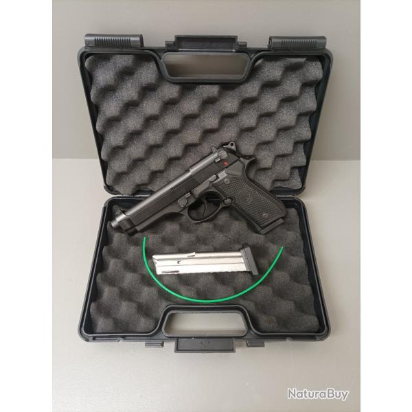 Pistolet UMAREX Beretta 92FS calibre 22lr avec mallette et 2chargeurs