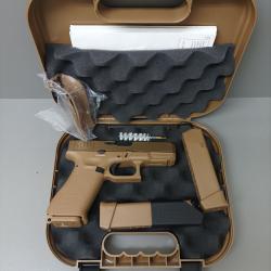 Pisotlet GLOCK 19X avec mallette d'origine, 3 chargeurs et hausse ainsi que guidon luminescent