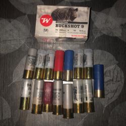 lot de  balle cal 12,magnum   Sauvestre ,winchester, fier etc  + 1 boite 10 chevrotin9g  cadeau, sac