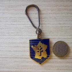 porte clés insigne 2ème DB Division Blindée France Libre FFL (à nettoyer)