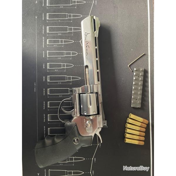 Dan Wesson 6" cal. 6mm BB