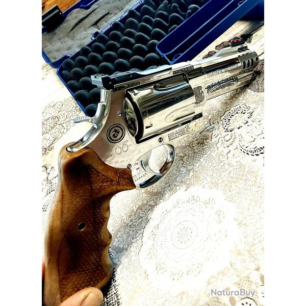 !!!!  Smith&wesson 500 comme neuf 1 sans rserve
