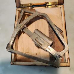 Niveau de pointage canon 75 M.A.S. 1940 n° 550 dans boite d'origine TBE