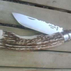Opinel cerf no9