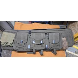 Housse de transport avec poches