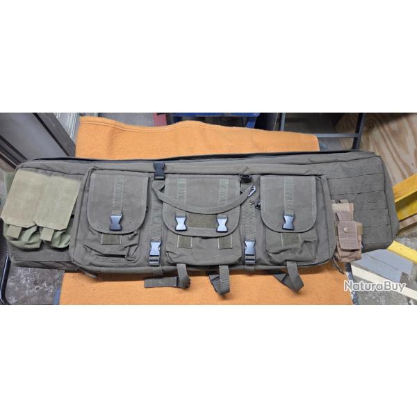 Housse de transport avec poches