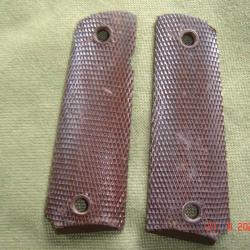 Paire de plaquettes pour colt 1911 A1 militaire fabrication Keyes Fibre Co.