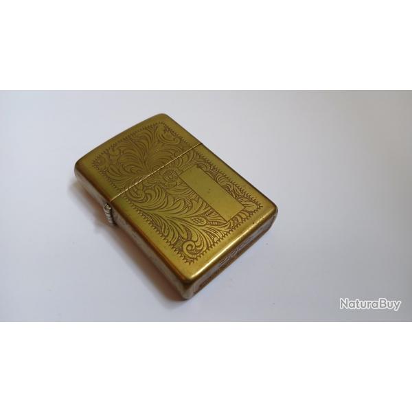 Briquet Zippo metal cuivr