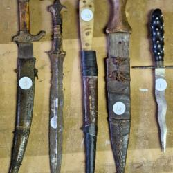 lots armes blanches monde ethnique