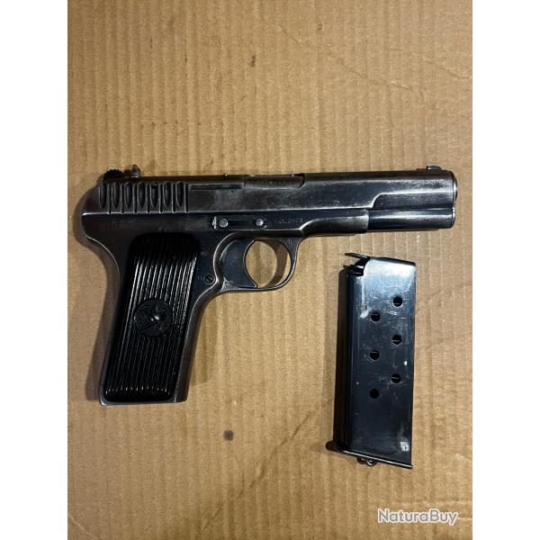 Pistolet semi-automatique sovitique TT-33Cal 7.62x25