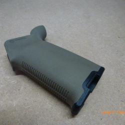Poingée  MAGPUL MOE + FDE