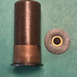 Une 577 Snider ou Martini rifle a blanc  par Kynoch carton marron vernis poudre noire en D