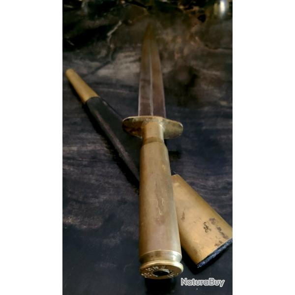 Couteau militaire
