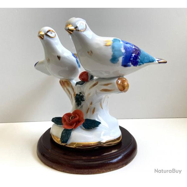 Ancienne Sculpture Figurine Sujet en Porcelaine Émaillée Couple d'Oiseaux
