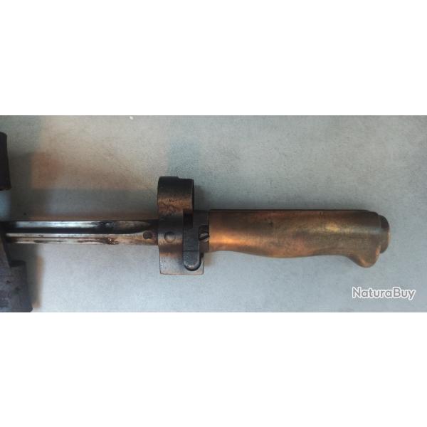 Baonnette Lebel avec son porte baonnette d'origine en cuir