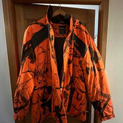 veste pinewood