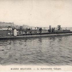 CPA - MARINE MILITAIRE -  Le Submersible Calypso N°1047