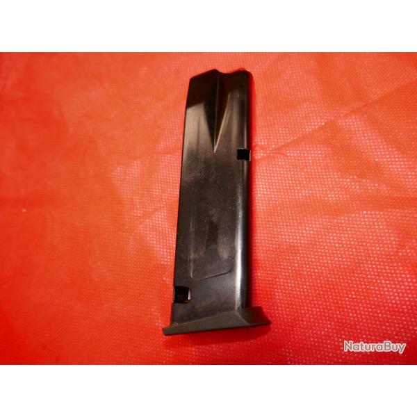 Chargeur de TAURUS PT 92/ 99/ 917/ 917C en 9x19mm planchette lvatrice