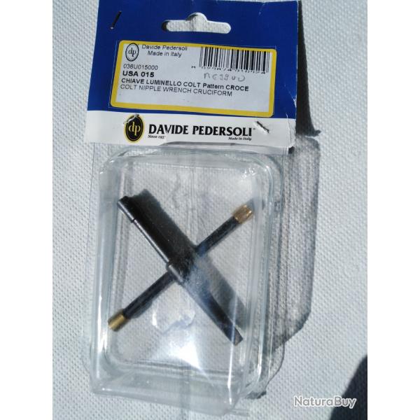 clef pour cheminée colt