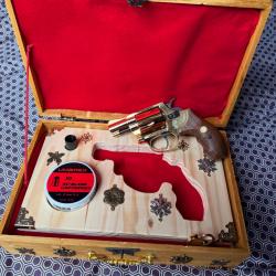 Vend un revolver d alarme