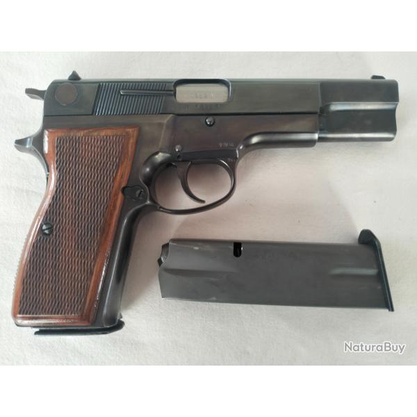 Pistolet luger M90 9 mm