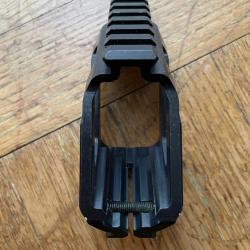 Support point rouge picatinny FAB DEFENSE pour pistolet