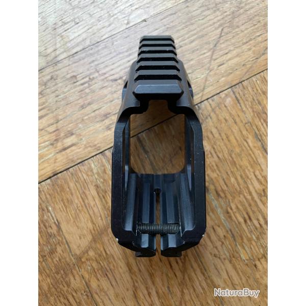 Support point rouge picatinny FAB DEFENSE pour pistolet