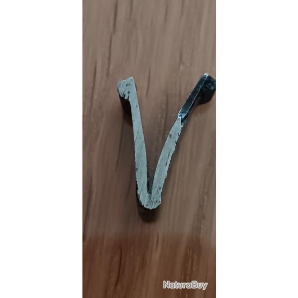 RESSORT EN "V"  LOT 20