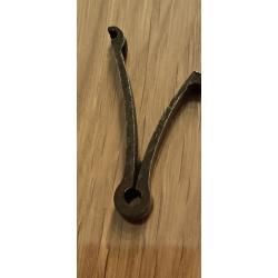 RESSORT EN "V"  LOT 22