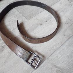 1937 Ceinturon, ceinture en cuir, pour étui pistolet Suisse ou baionnette Rubin Schmidt.