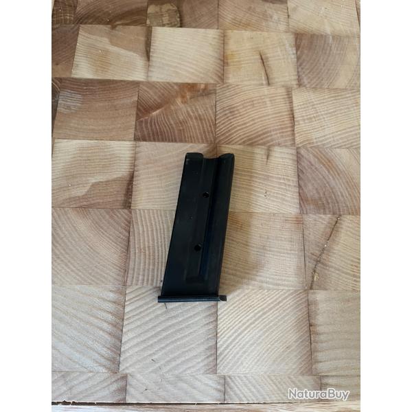 Rare Chargeur zastava mp22 , luger 9 coups 22lr
