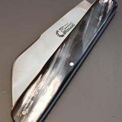 ANCIEN COUTEAU, VÉRITABLE BROSSARD, THIERS, XXème, manche CORNE.