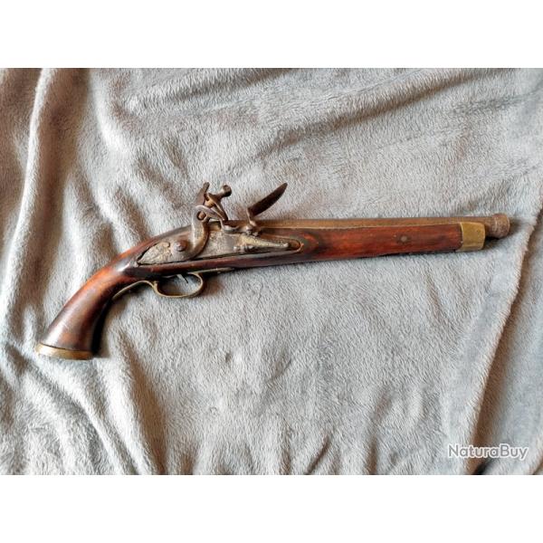 Gros pistolet a silex en l'tat