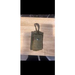 A SAISSIR !!! Pochette Multi usage Bulldog Tactical avec Passant molle de couleur Vert